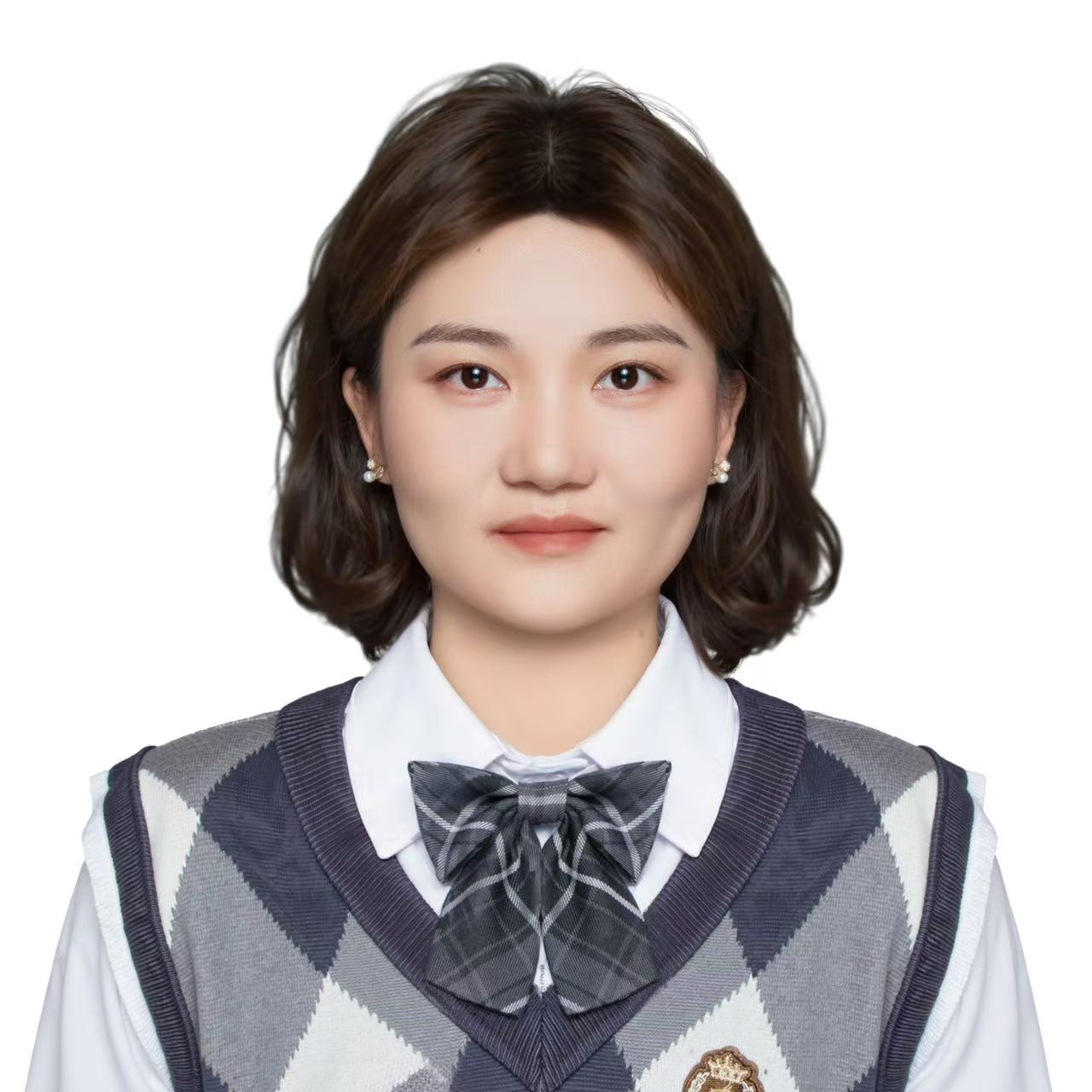 Ms. He Yanling